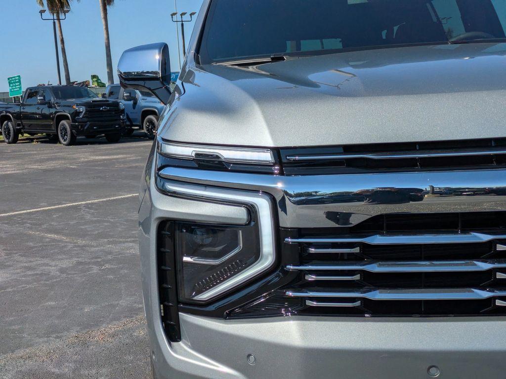 new 2025 Chevrolet Suburban car, priced at $75,195
