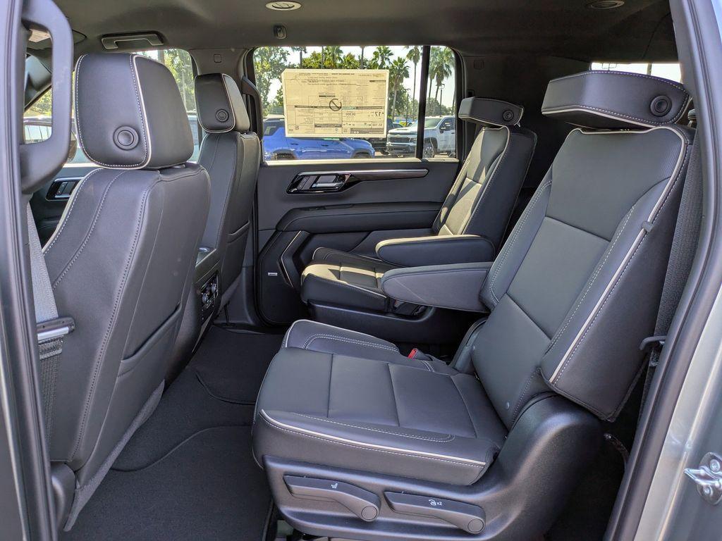 new 2025 Chevrolet Suburban car, priced at $73,695
