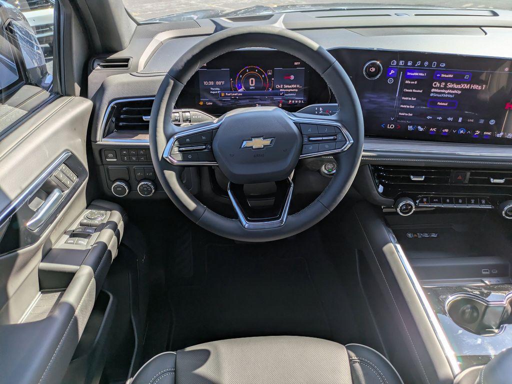 new 2025 Chevrolet Suburban car, priced at $73,695
