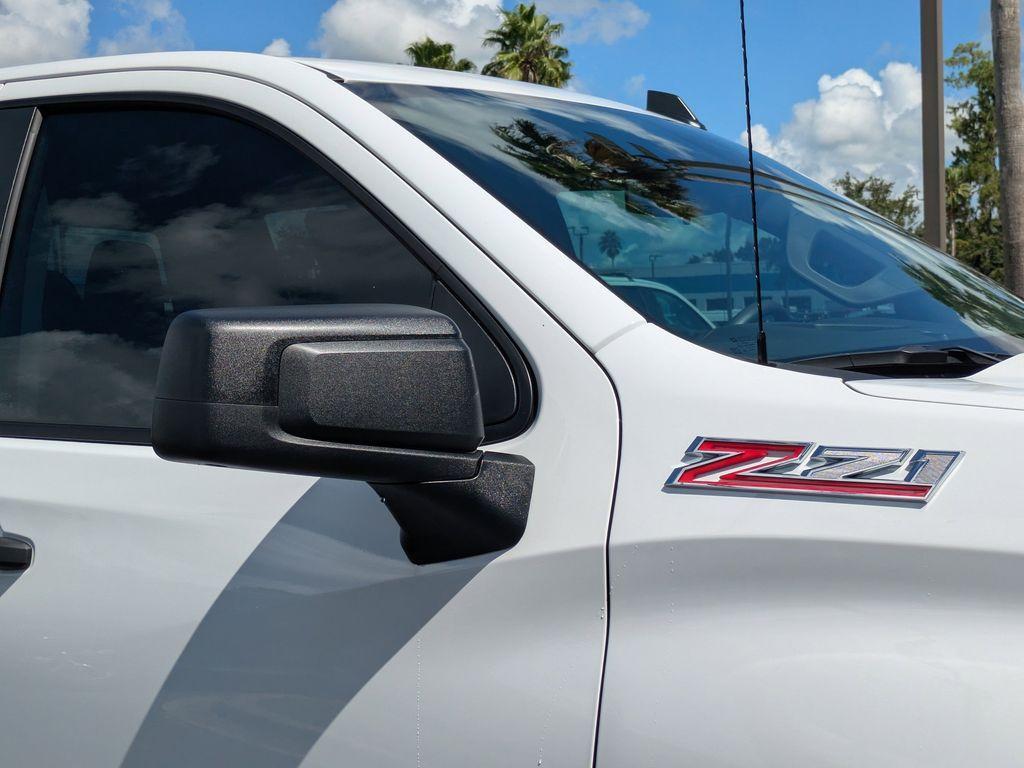 new 2025 Chevrolet Silverado 1500 car, priced at $49,720