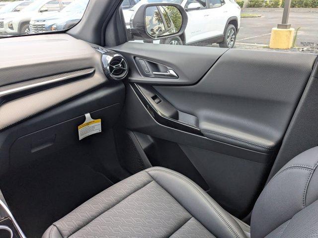 new 2026 Chevrolet Equinox car, priced at $33,135