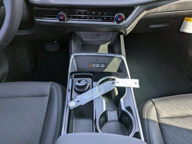 new 2026 Chevrolet Equinox car, priced at $31,805