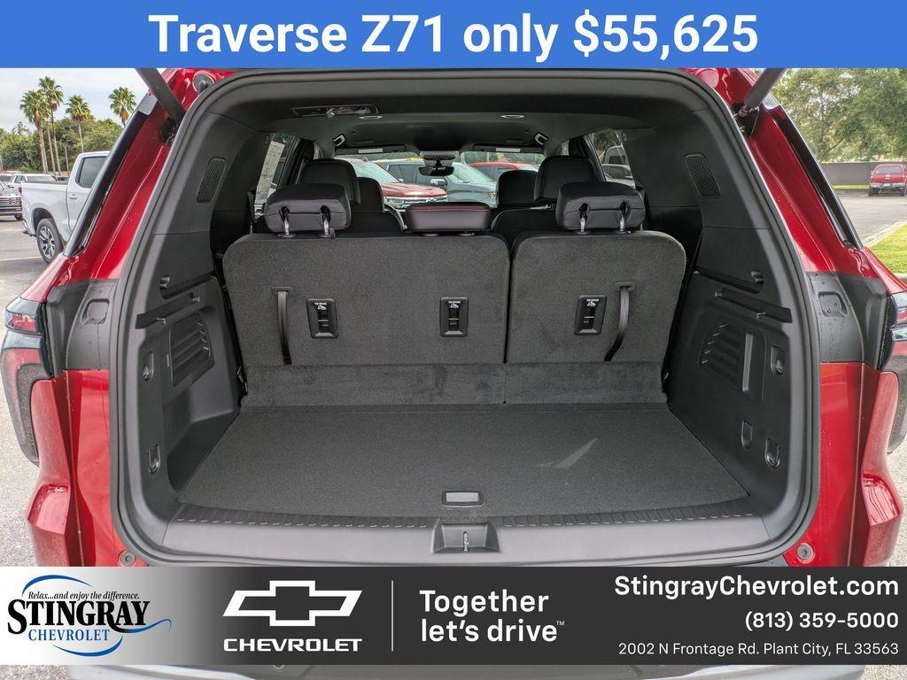 new 2026 Chevrolet Traverse car, priced at $55,625