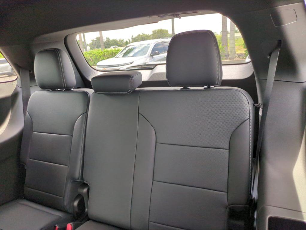 new 2026 Chevrolet Traverse car, priced at $44,790