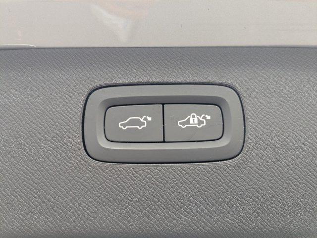 used 2024 Volvo XC90 Recharge Plug-In Hybrid car, priced at $63,998