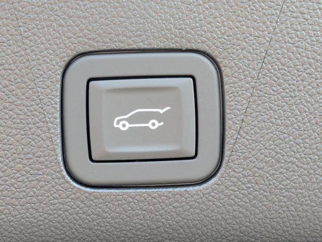 new 2025 Chevrolet Suburban car, priced at $74,195