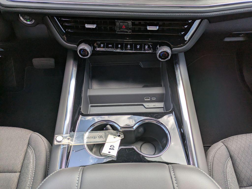 new 2025 Chevrolet Tahoe car, priced at $59,195