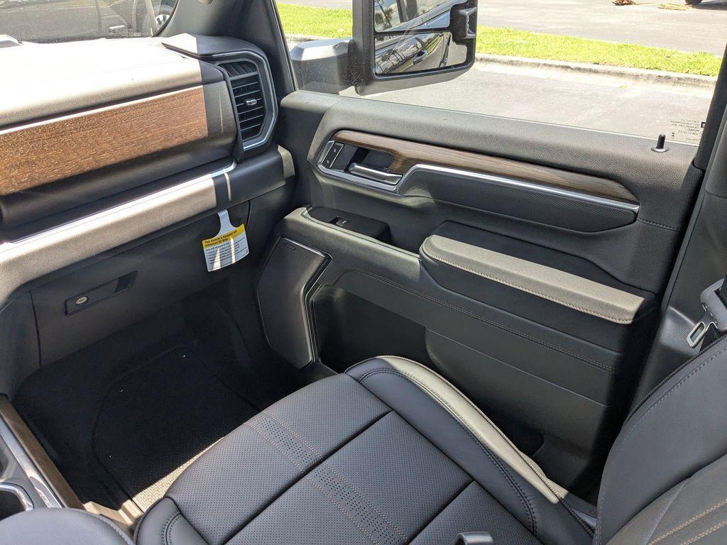 new 2025 Chevrolet Silverado 2500 car, priced at $85,665