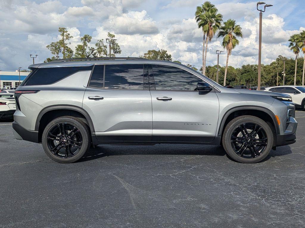 new 2026 Chevrolet Traverse car, priced at $47,690