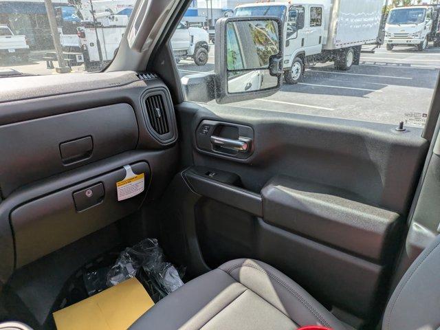 new 2025 Chevrolet Silverado 2500 car, priced at $52,568