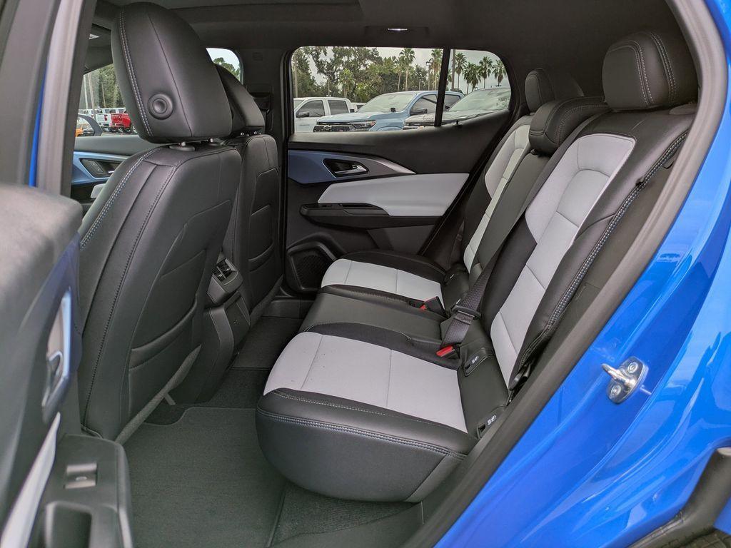 new 2025 Chevrolet Equinox EV car, priced at $38,255