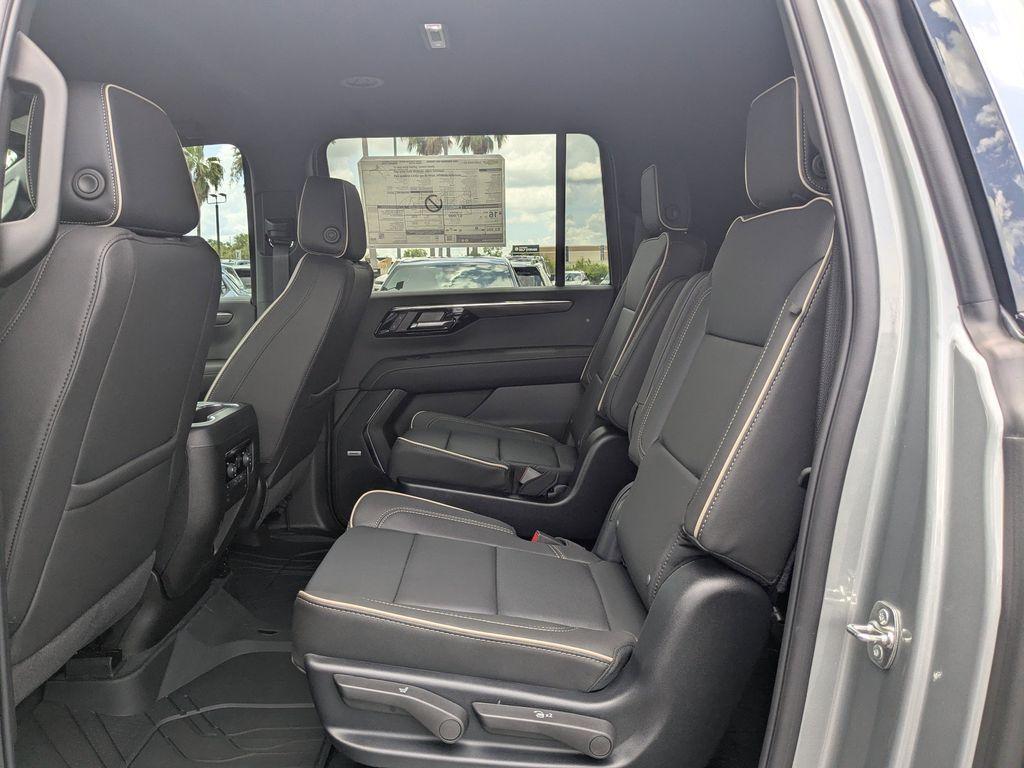 new 2025 Chevrolet Suburban car, priced at $80,040