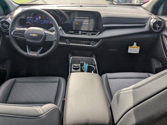 new 2026 Chevrolet Equinox car, priced at $32,185