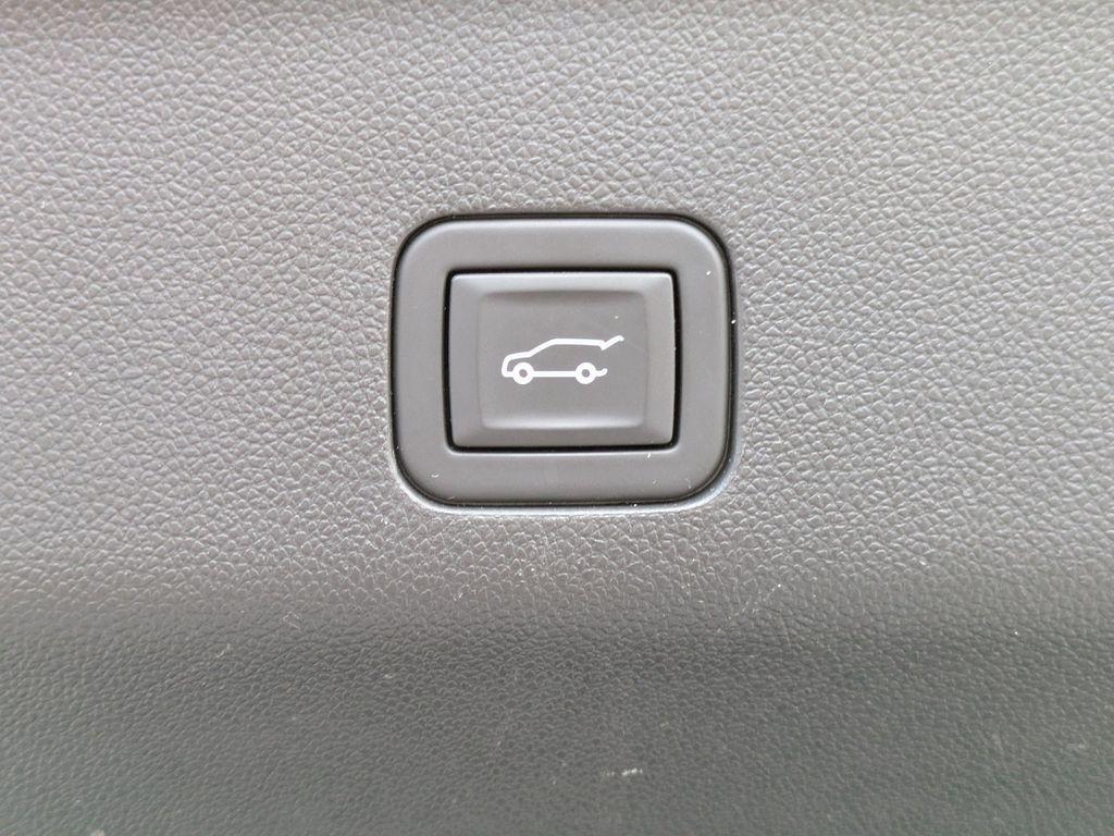 used 2024 Chevrolet Suburban car, priced at $59,998