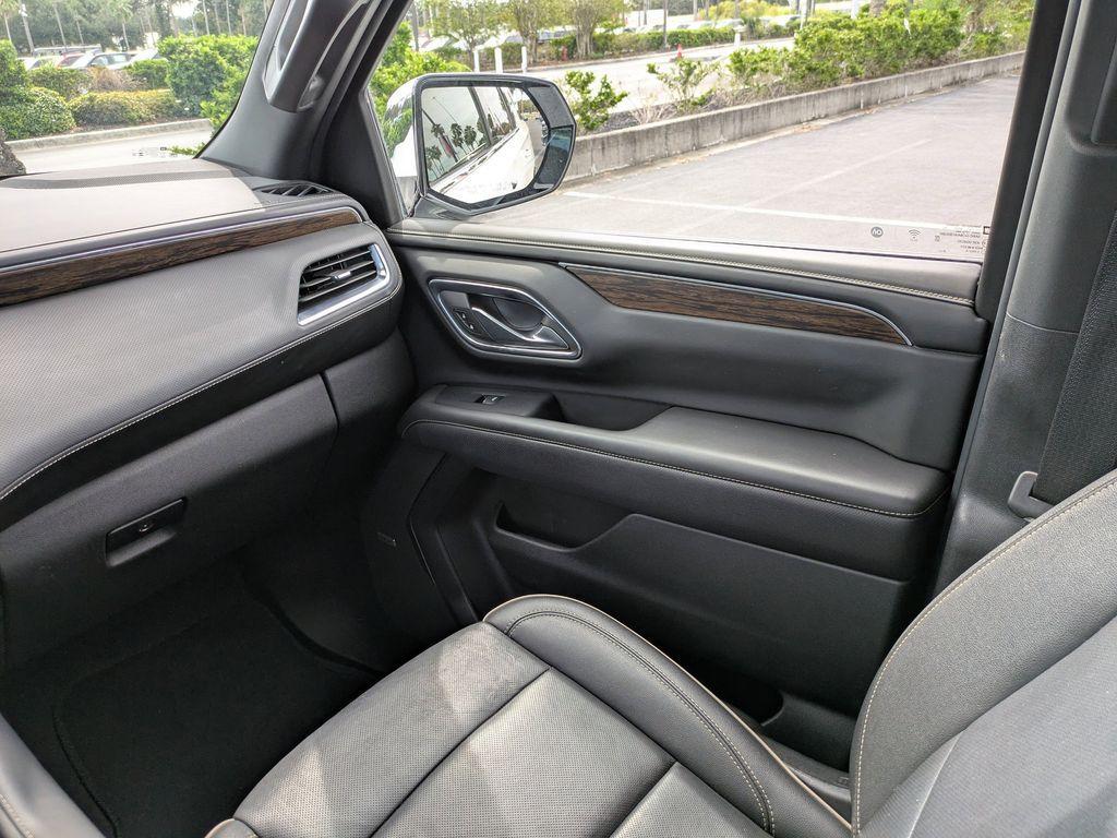 used 2024 Chevrolet Suburban car, priced at $59,998