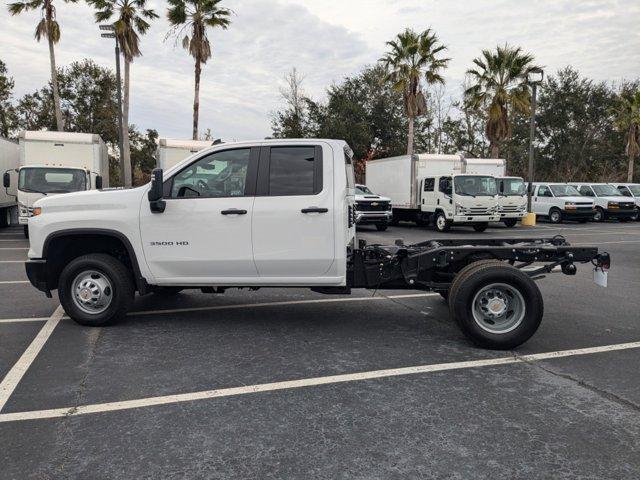 new 2025 Chevrolet Silverado 3500 car, priced at $52,948