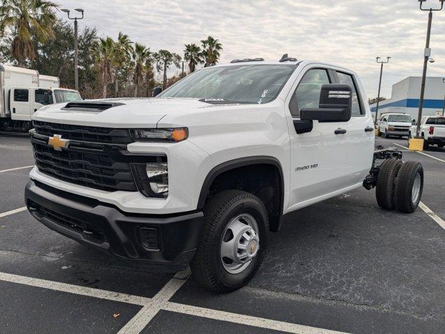 new 2025 Chevrolet Silverado 3500 car, priced at $52,948