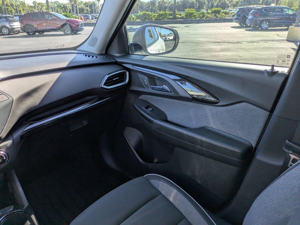 used 2021 Chevrolet TrailBlazer car, priced at $17,588
