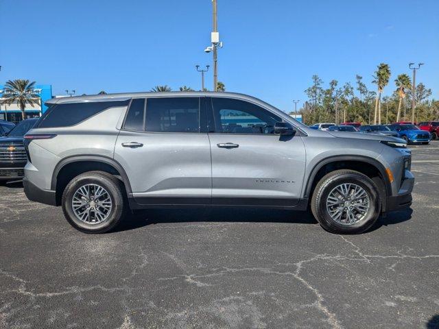 new 2024 Chevrolet Traverse car, priced at $37,895