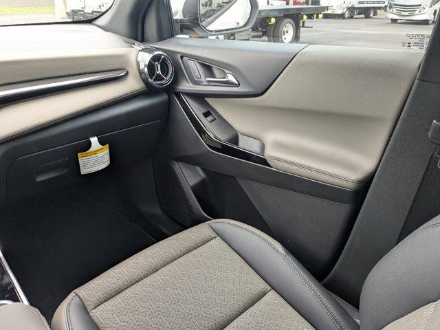 new 2026 Chevrolet Equinox car, priced at $33,135