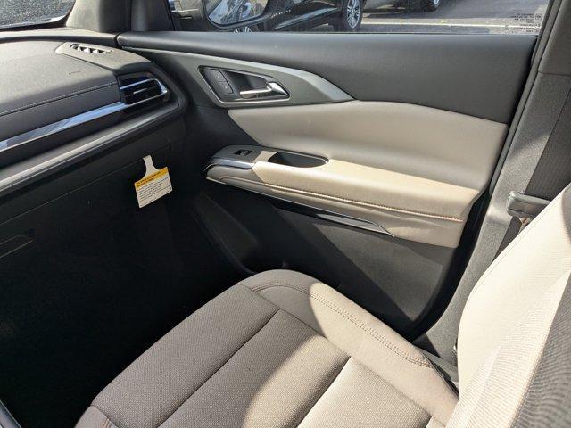 new 2025 Chevrolet Traverse car, priced at $41,295