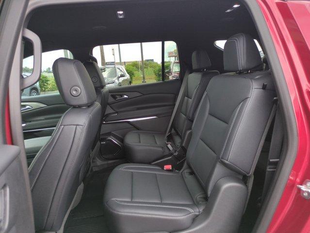 new 2025 Chevrolet Traverse car, priced at $45,990