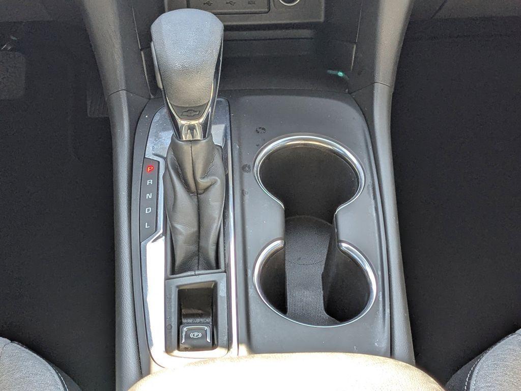 used 2024 Chevrolet Equinox car, priced at $20,988