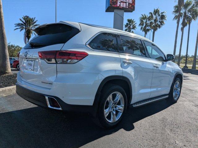 used 2019 Toyota Highlander car, priced at $29,788