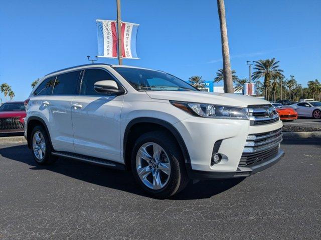 used 2019 Toyota Highlander car, priced at $29,788