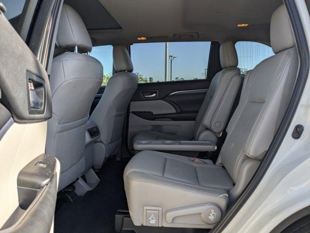 used 2019 Toyota Highlander car, priced at $29,788