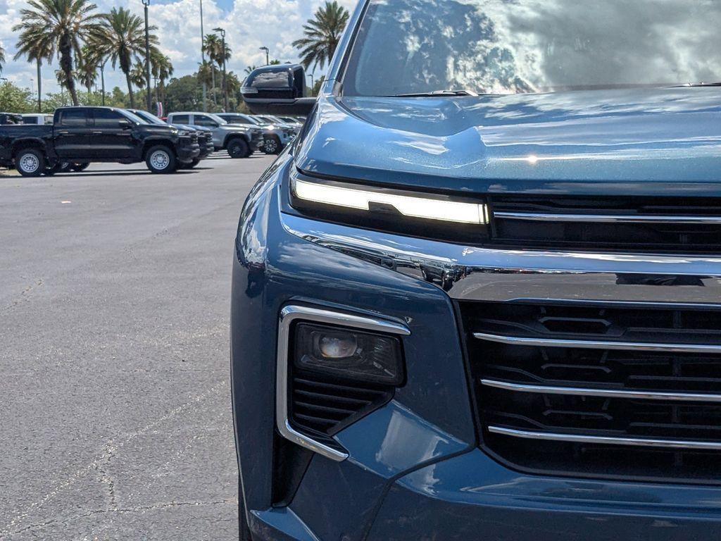 new 2025 Chevrolet Traverse car, priced at $43,975