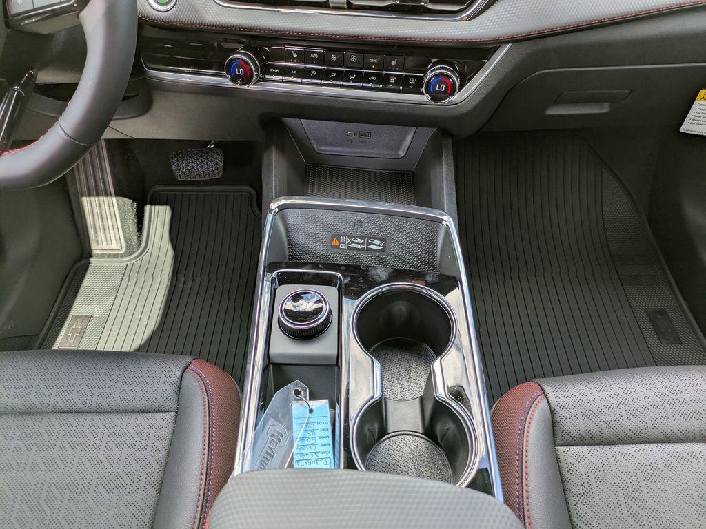 new 2026 Chevrolet Equinox car, priced at $32,580