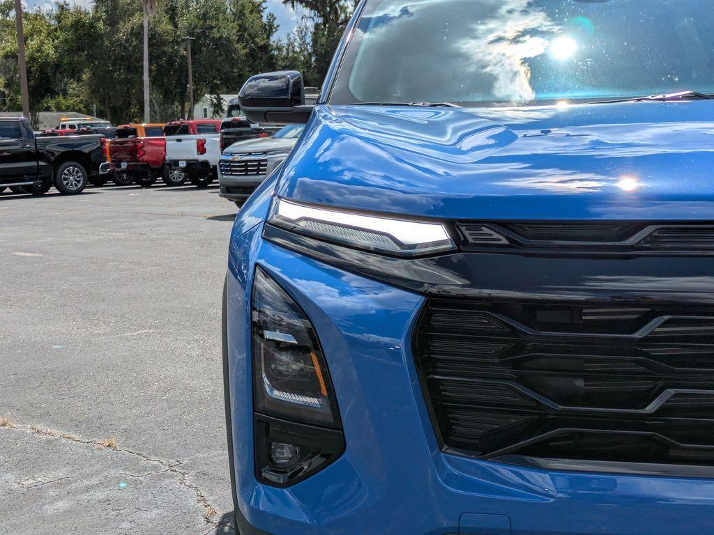 new 2026 Chevrolet Equinox car, priced at $32,580