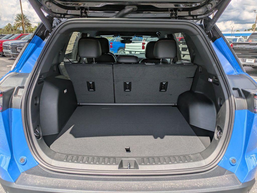 new 2026 Chevrolet Equinox car, priced at $32,580