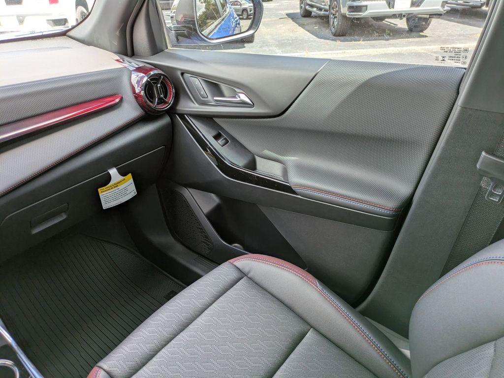 new 2026 Chevrolet Equinox car, priced at $32,580