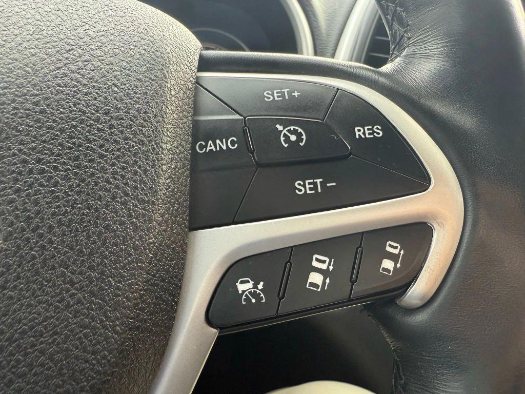 used 2015 Jeep Cherokee car, priced at $12,790