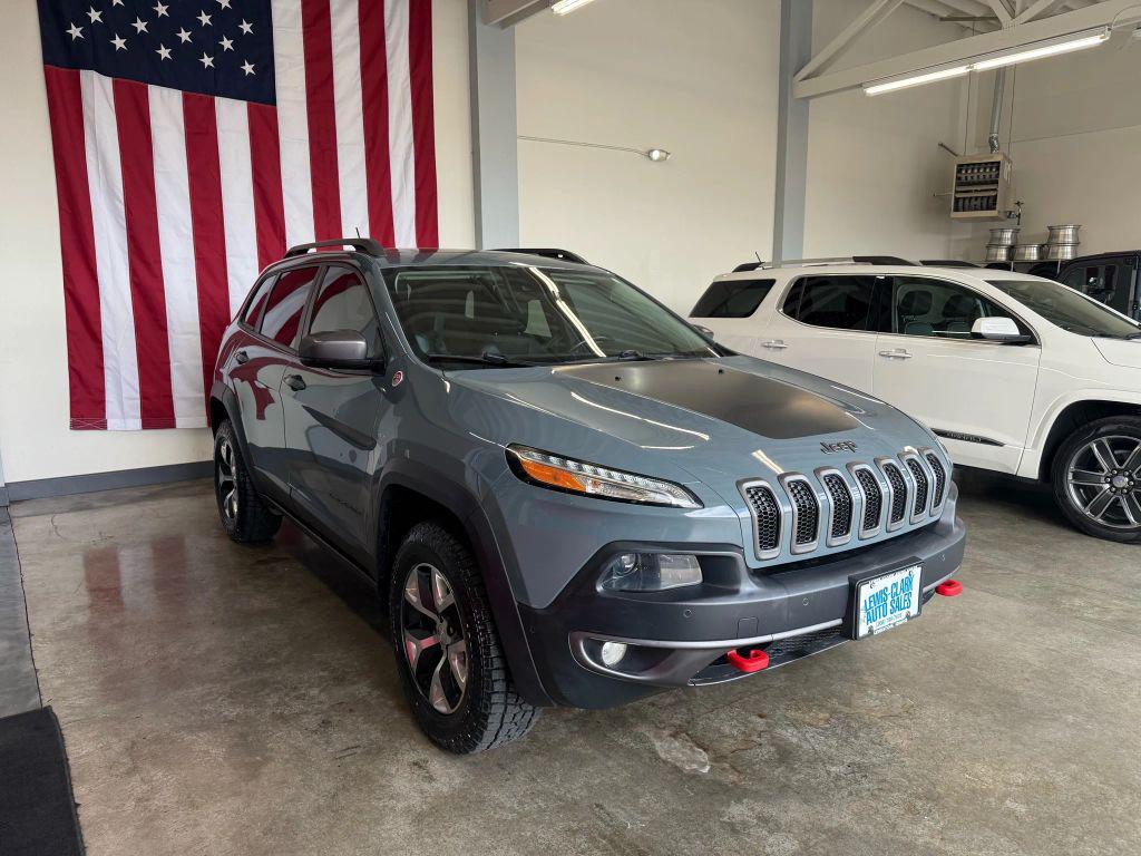 used 2015 Jeep Cherokee car, priced at $12,790
