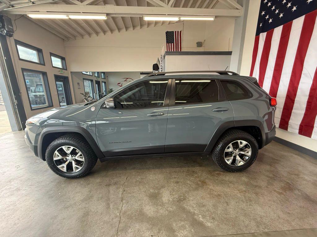 used 2015 Jeep Cherokee car, priced at $12,790