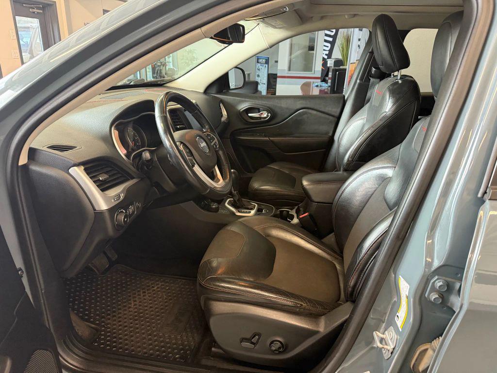 used 2015 Jeep Cherokee car, priced at $12,790