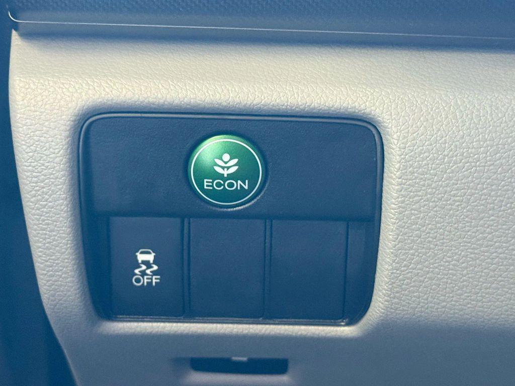 used 2013 Honda Accord car, priced at $13,990