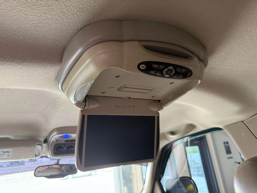 used 2004 GMC Yukon car, priced at $12,490