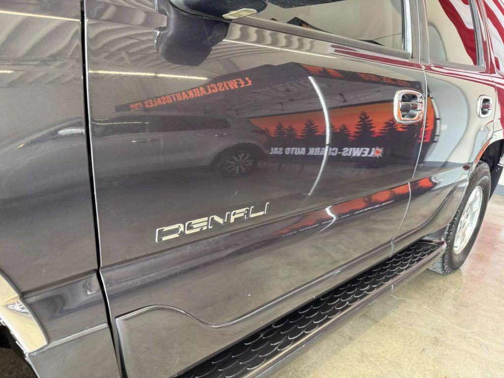 used 2004 GMC Yukon car, priced at $12,490