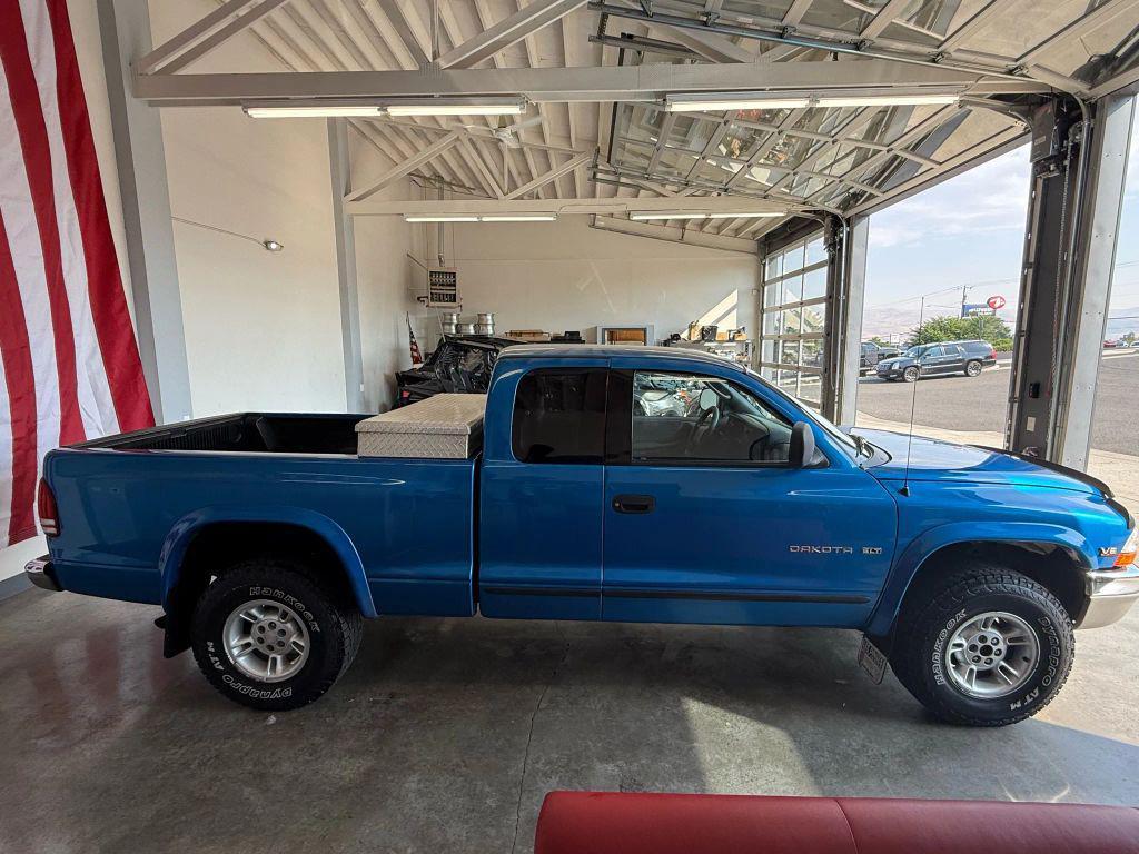 used 2000 Dodge Dakota car, priced at $9,990