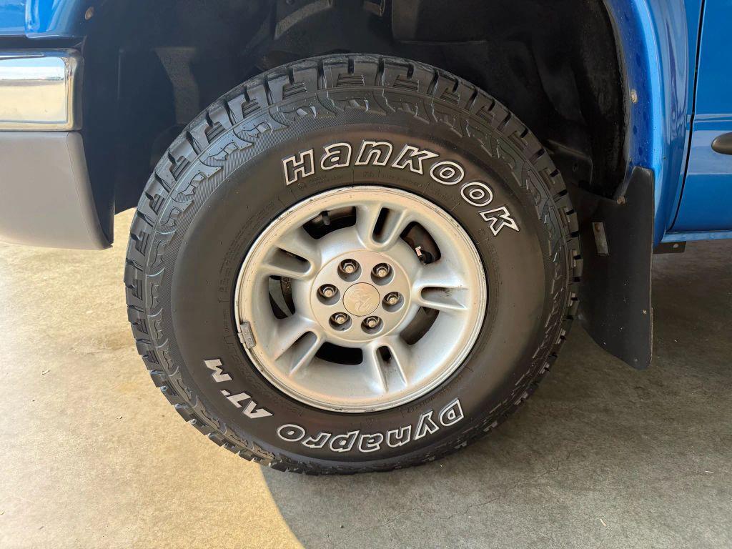 used 2000 Dodge Dakota car, priced at $9,990