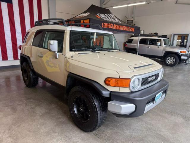 used 2008 Toyota FJ Cruiser car, priced at $11,990