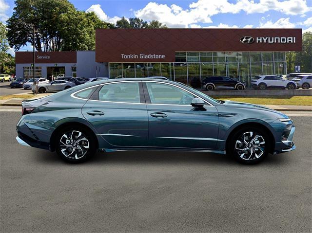 new 2025 Hyundai Sonata car, priced at $30,940