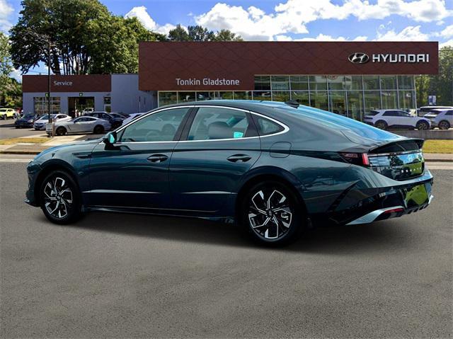 new 2025 Hyundai Sonata car, priced at $30,940