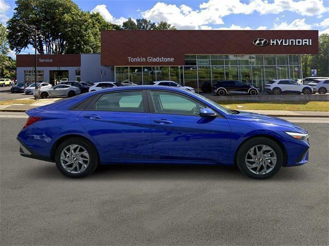 new 2025 Hyundai ELANTRA HEV car, priced at $25,085