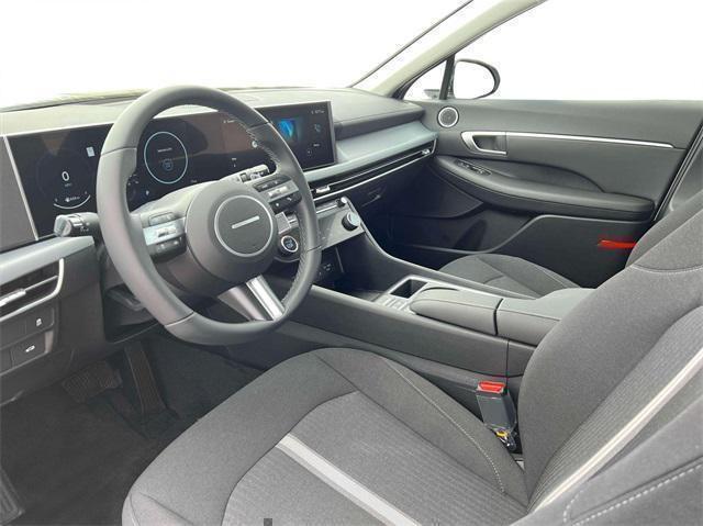 new 2025 Hyundai Sonata car, priced at $26,925