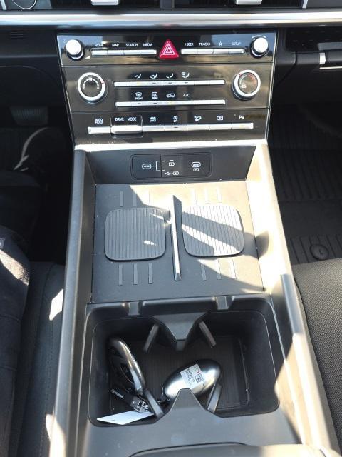 used 2025 Hyundai Santa Fe car, priced at $31,995